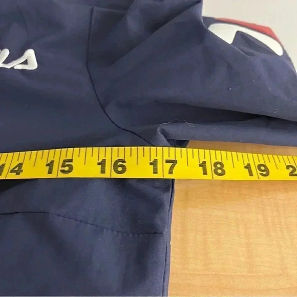 Fila boy windbreaker jacket  size M (7/8) - Picture 9 of 12